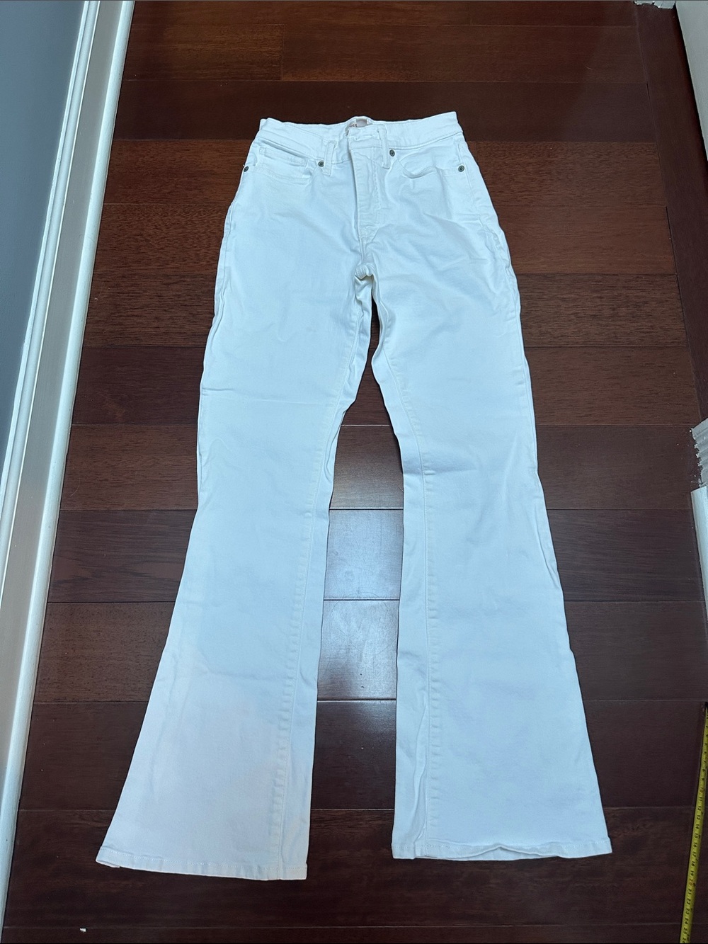 Lucky Brand White Flare Jeans - High-Rise